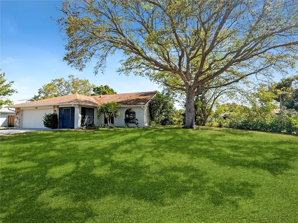 1566 Bay Hill Circle Sarasota FL 34232