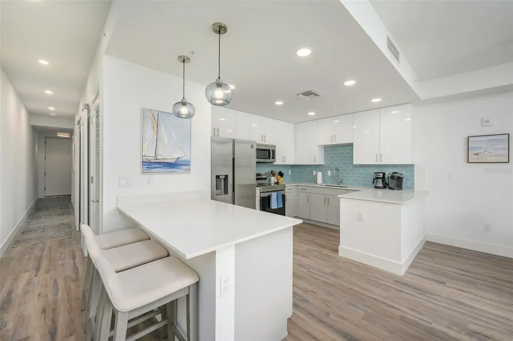 1703 N Tamiami Trail Sarasota FL 34234