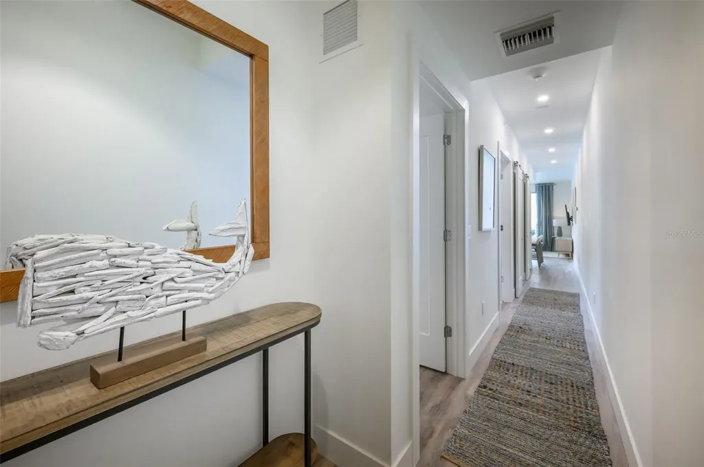1703 N Tamiami Trail Sarasota FL 34234
