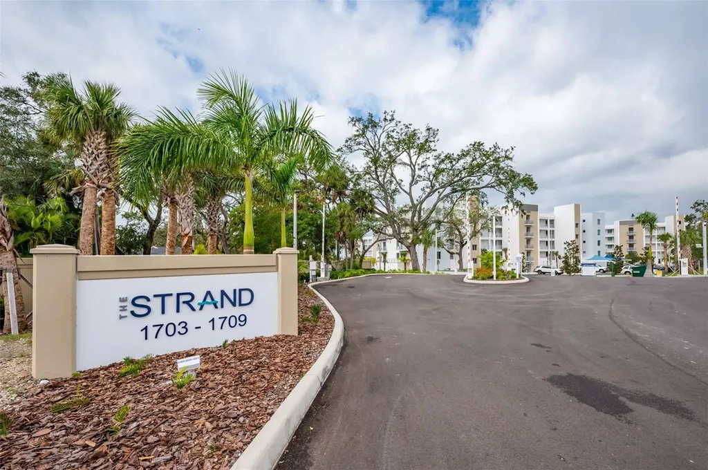 1703 N Tamiami Trail Sarasota FL 34234