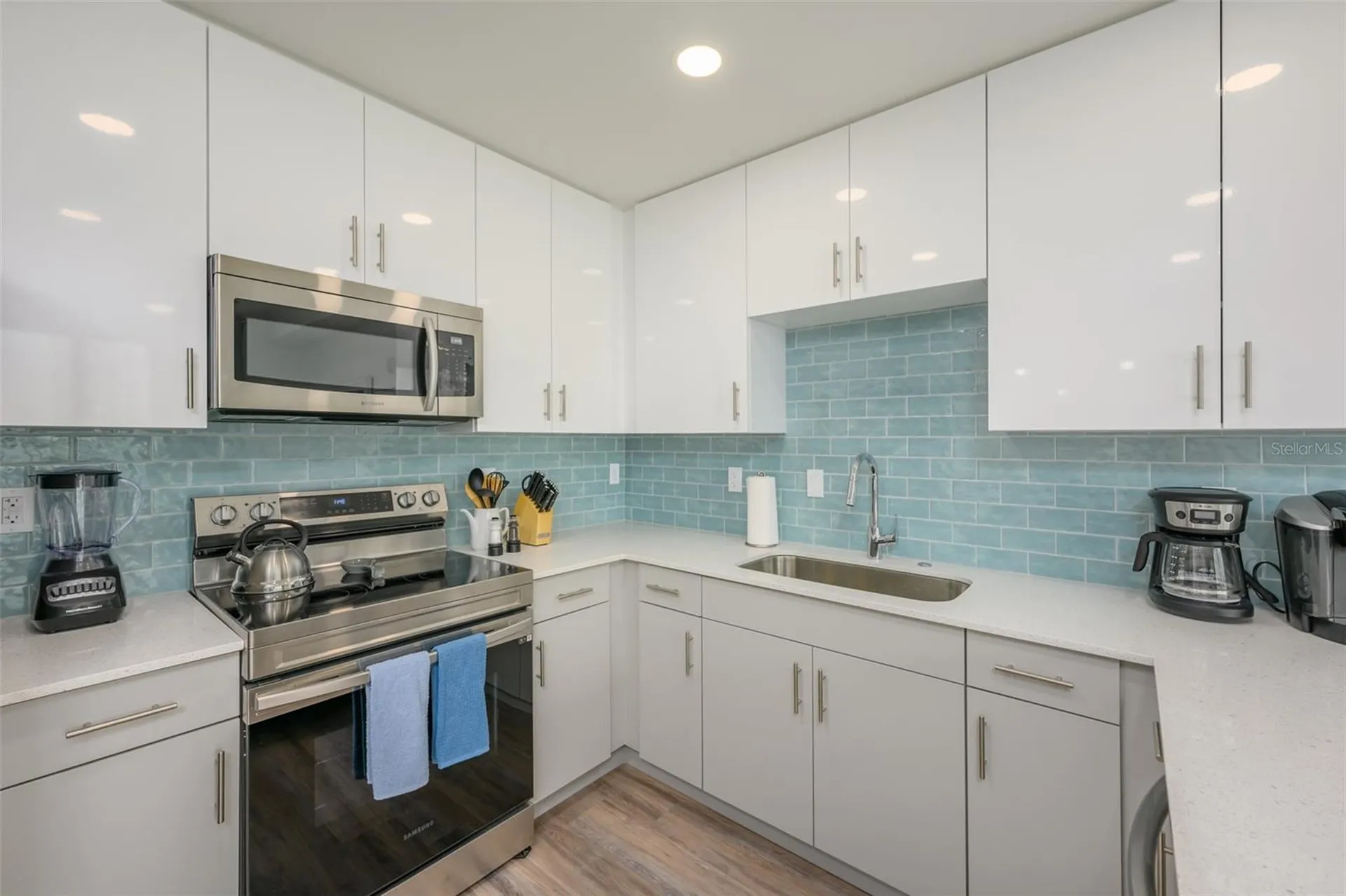1703 N Tamiami Trail Sarasota FL 34234