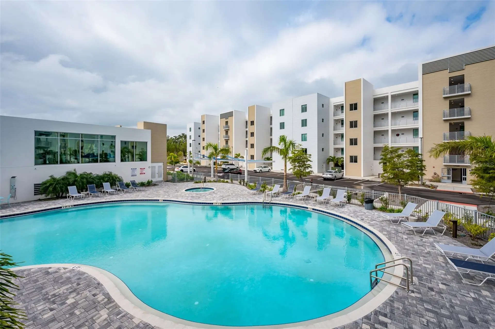 1703 N Tamiami Trail Sarasota FL 34234