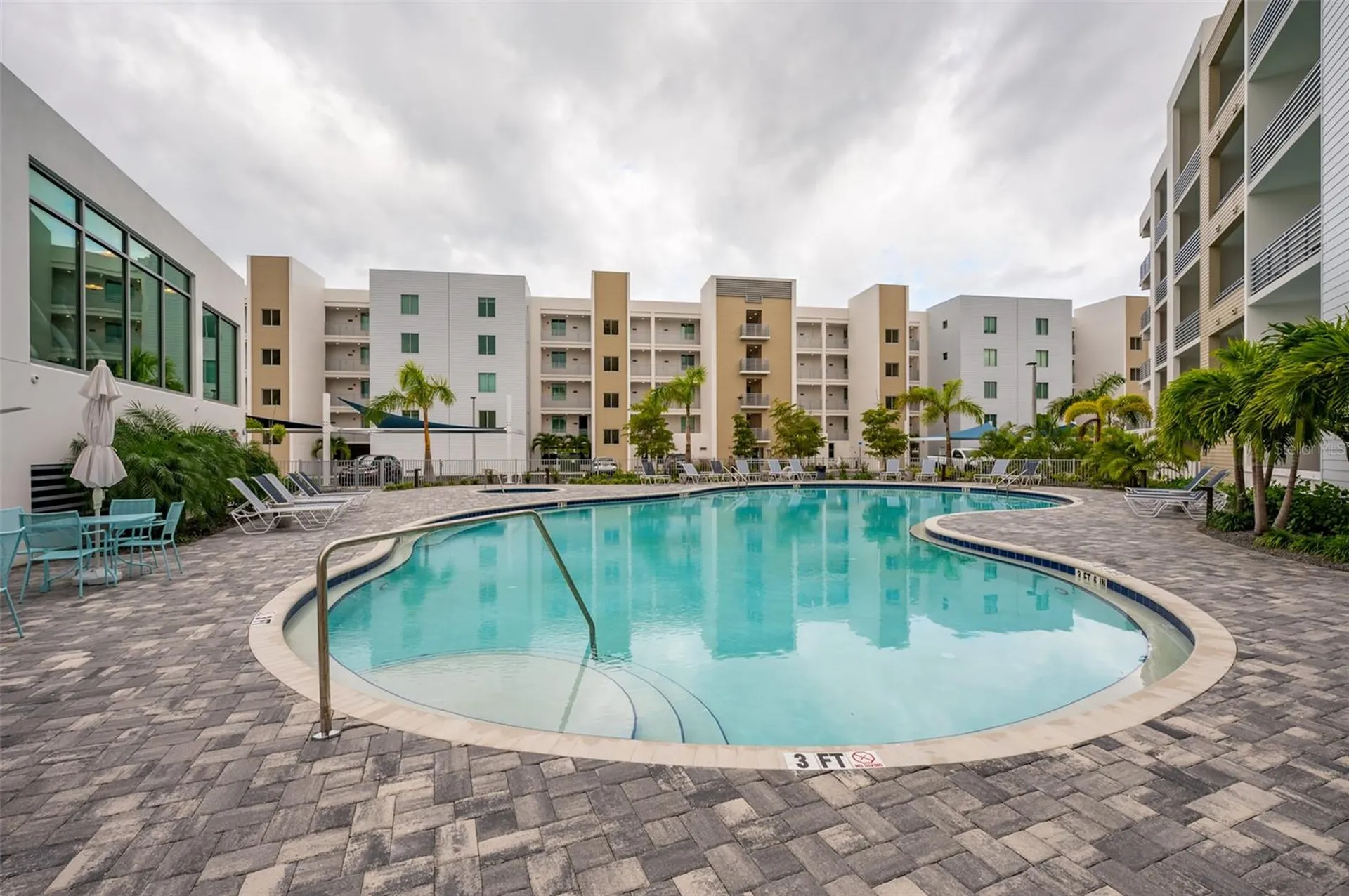 1703 N Tamiami Trail Sarasota FL 34234