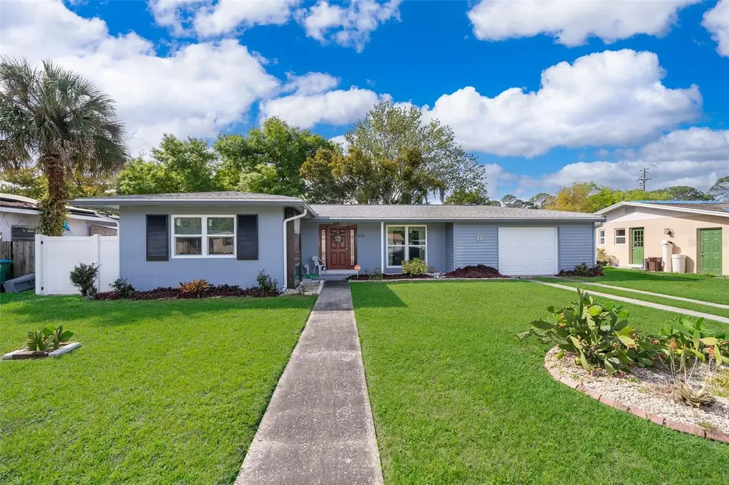 657 Hager Street Deltona FL 32725