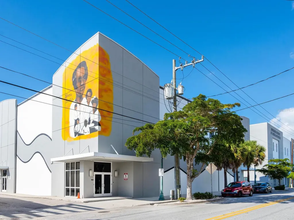 410 N Orange Avenue Sarasota FL 34236