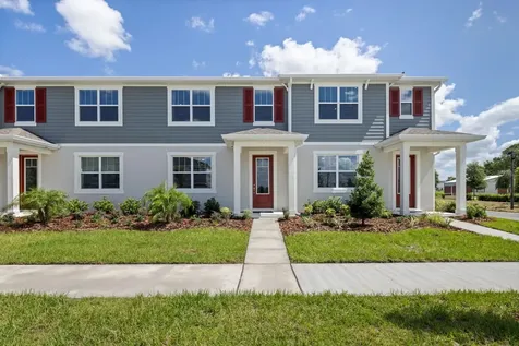 2711 Camellia Flower Street Apopka FL 32703