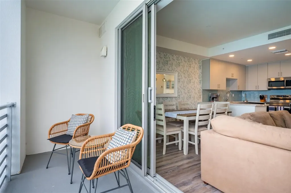 1703 N Tamiami Trail Sarasota FL 34234