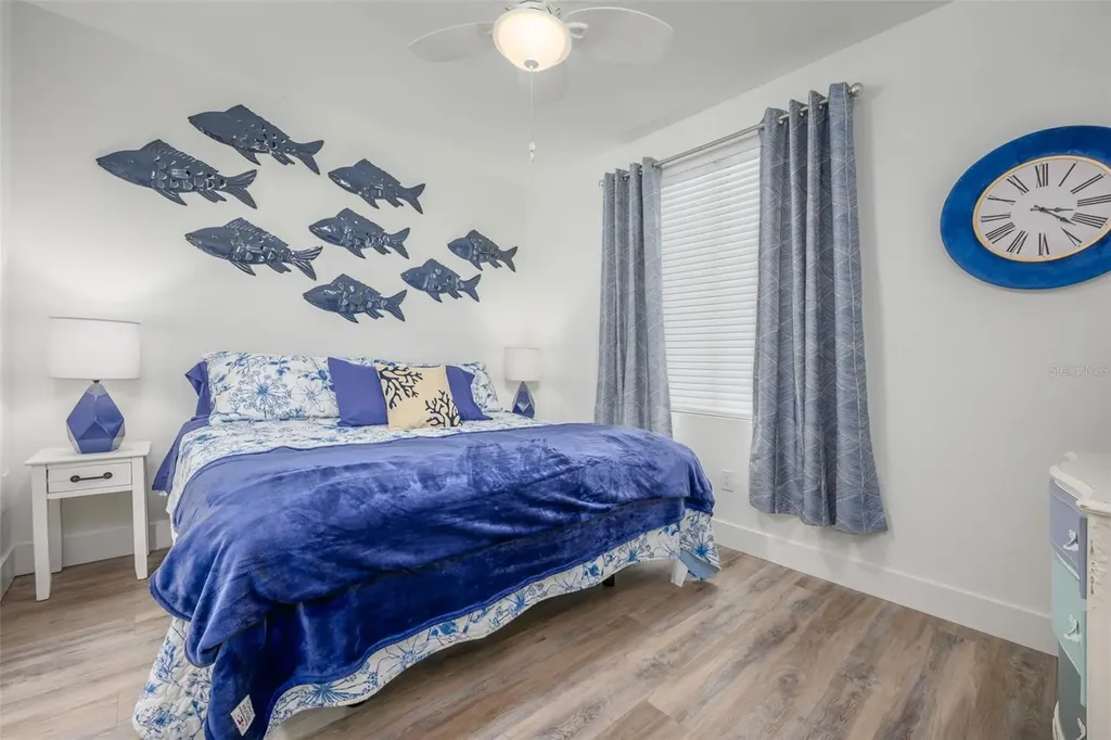 1703 N Tamiami Trail Sarasota FL 34234