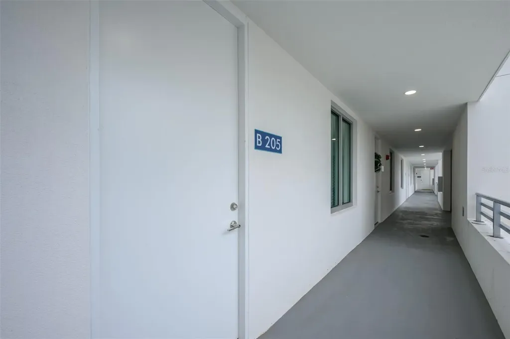 1703 N Tamiami Trail Sarasota FL 34234