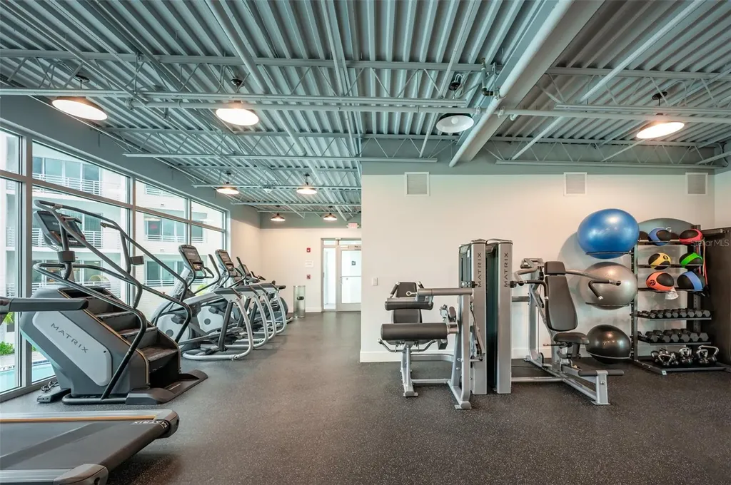 1703 N Tamiami Trail Sarasota FL 34234