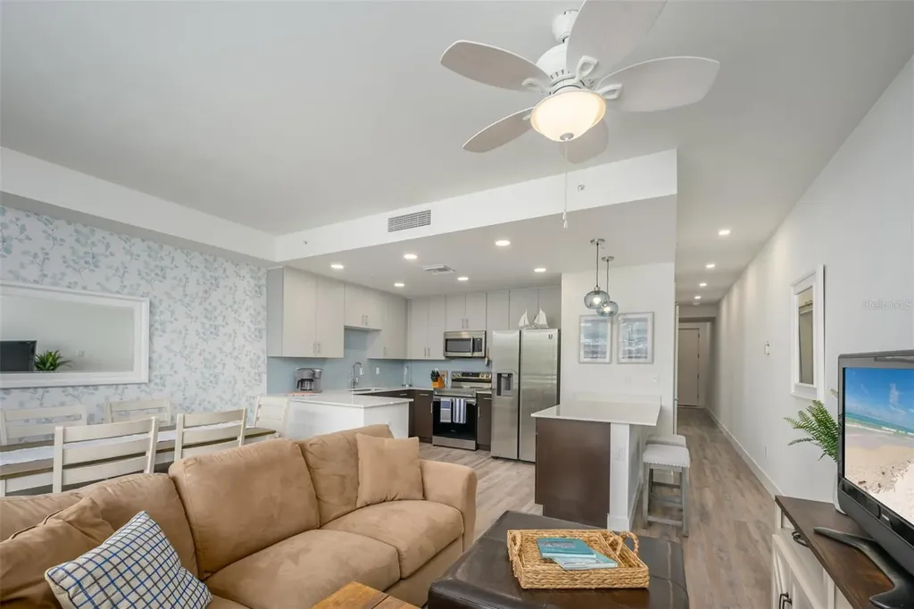 1703 N Tamiami Trail Sarasota FL 34234