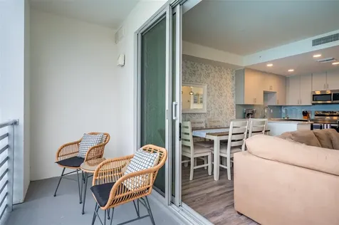 1703 N Tamiami Trail Sarasota FL 34234