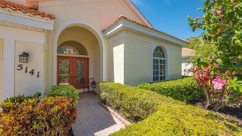 5141 Flagstone Drive Sarasota FL 34238