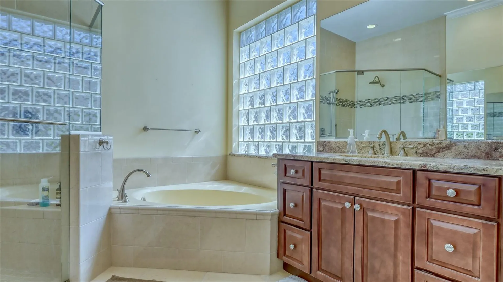 5141 Flagstone Drive Sarasota FL 34238