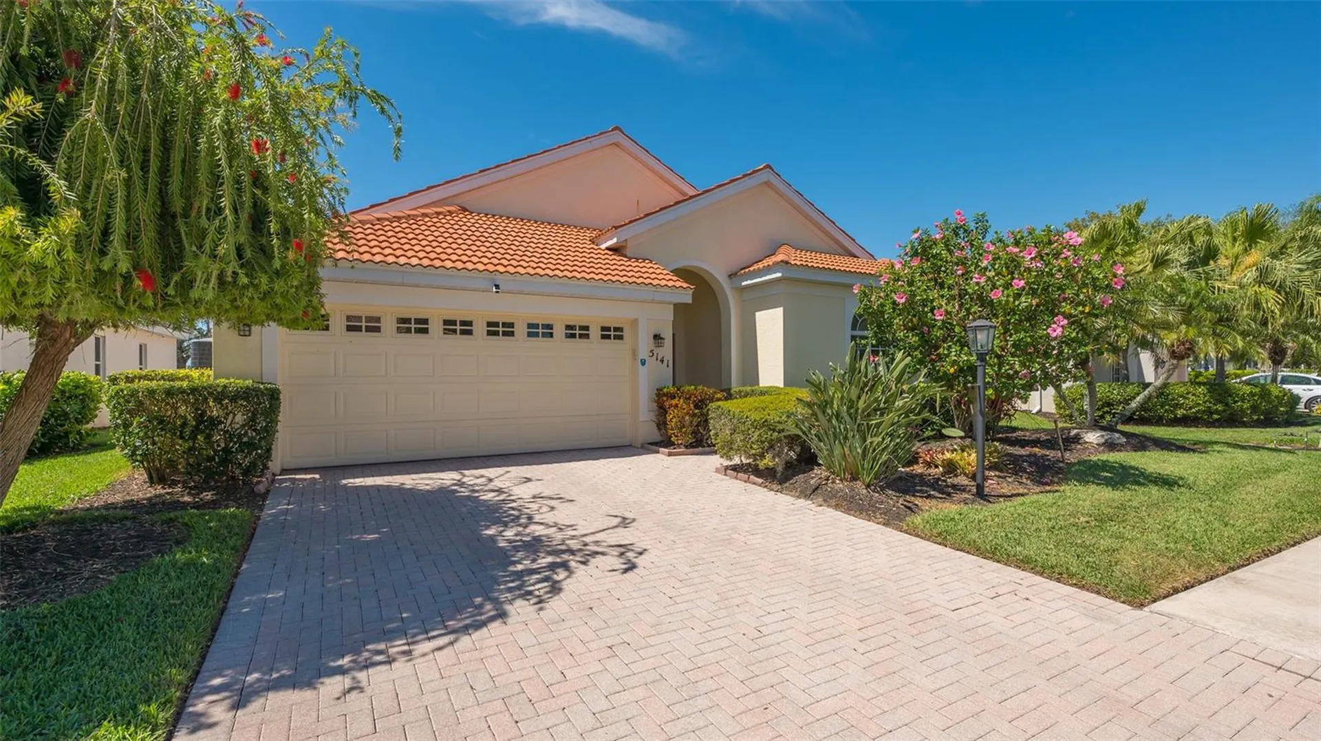 5141 Flagstone Drive Sarasota FL 34238