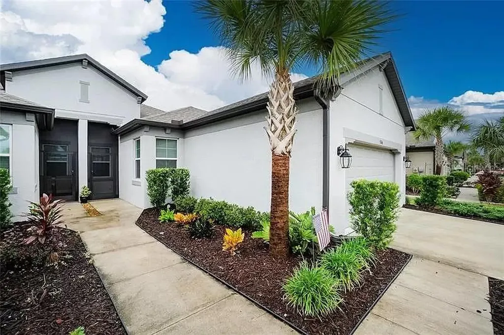 5746 Amberly Drive Bradenton FL 34208