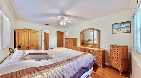 2211 Tanglewood Way Brandon FL 33511