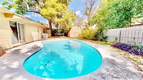 2211 Tanglewood Way Brandon FL 33511