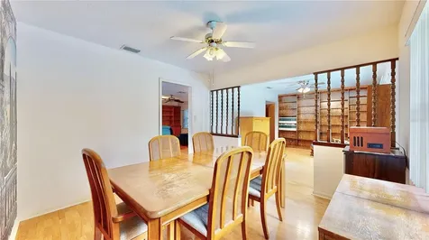 2211 Tanglewood Way Brandon FL 33511