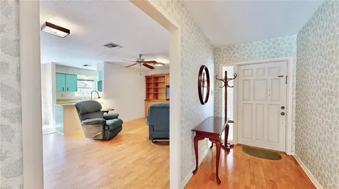 2211 Tanglewood Way Brandon FL 33511