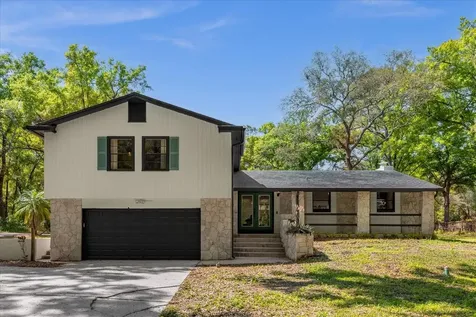 658 N Wekiwa Springs Road Apopka FL 32712