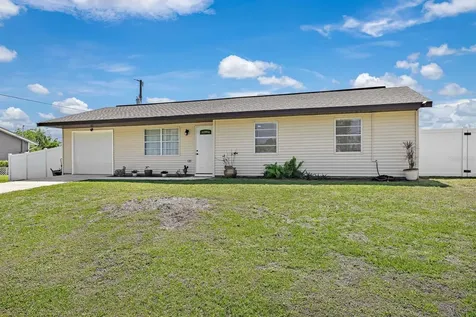 27035 Mentor Lane Punta Gorda FL 33983