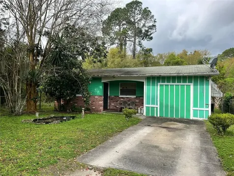 722 N 21st Street Palatka FL 32177