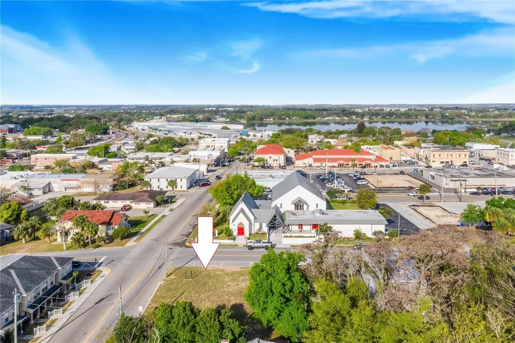 902 E Main Street Haines City FL 33844
