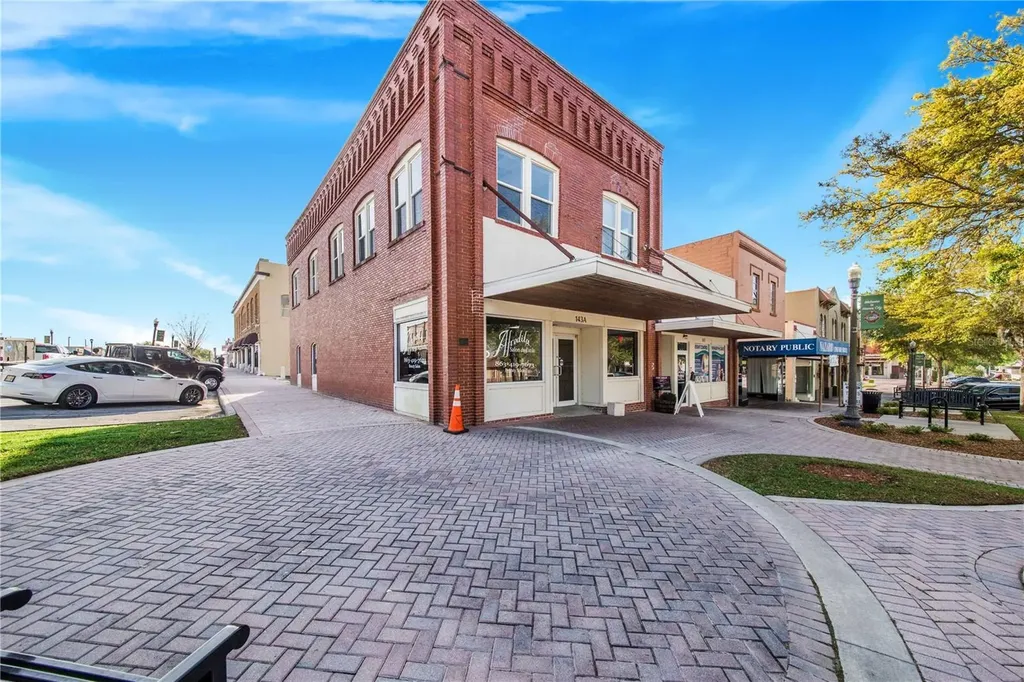 902 E Main Street Haines City FL 33844