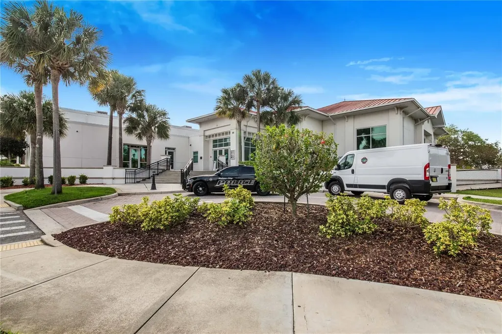 902 E Main Street Haines City FL 33844