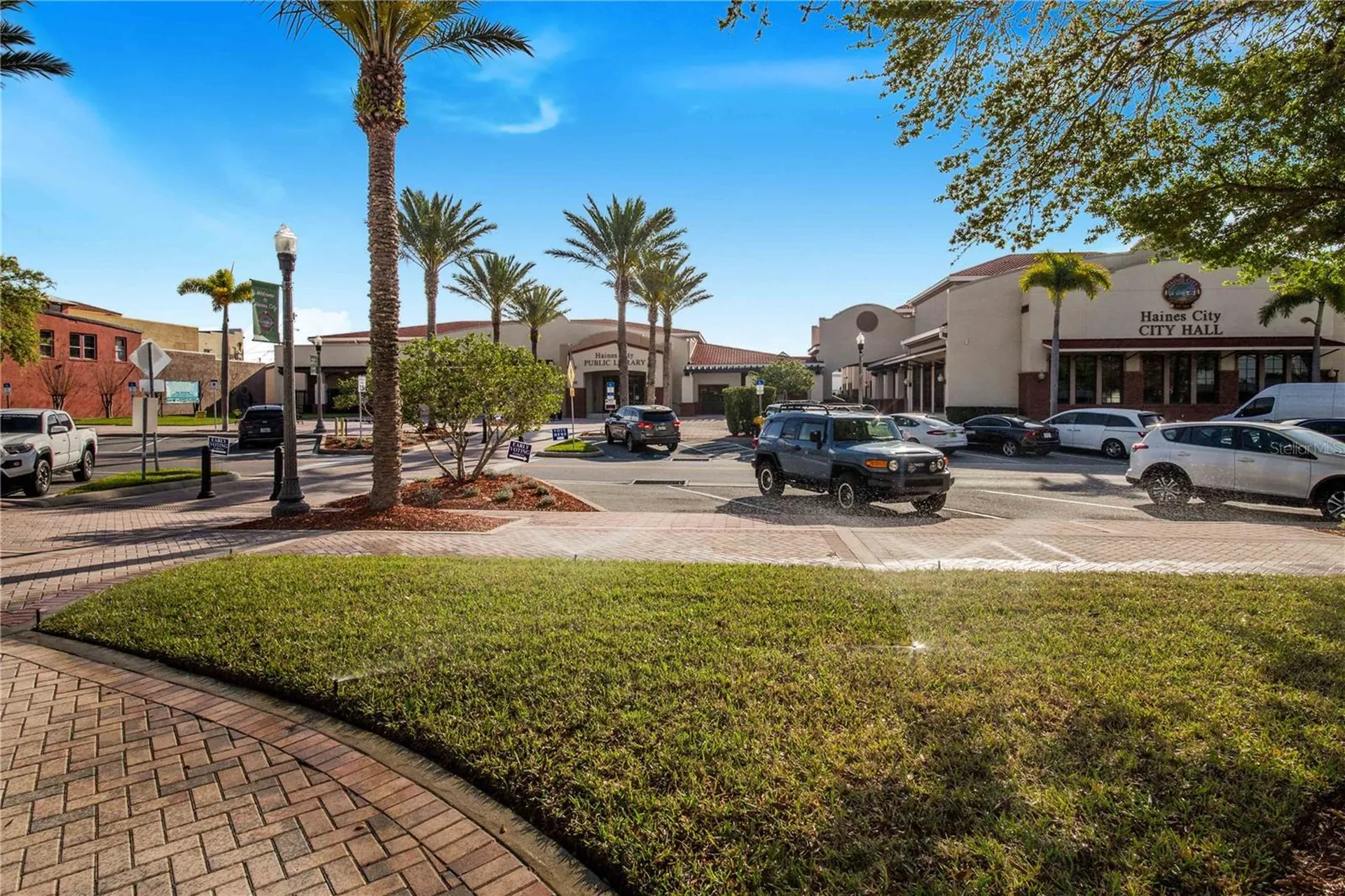 902 E Main Street Haines City FL 33844