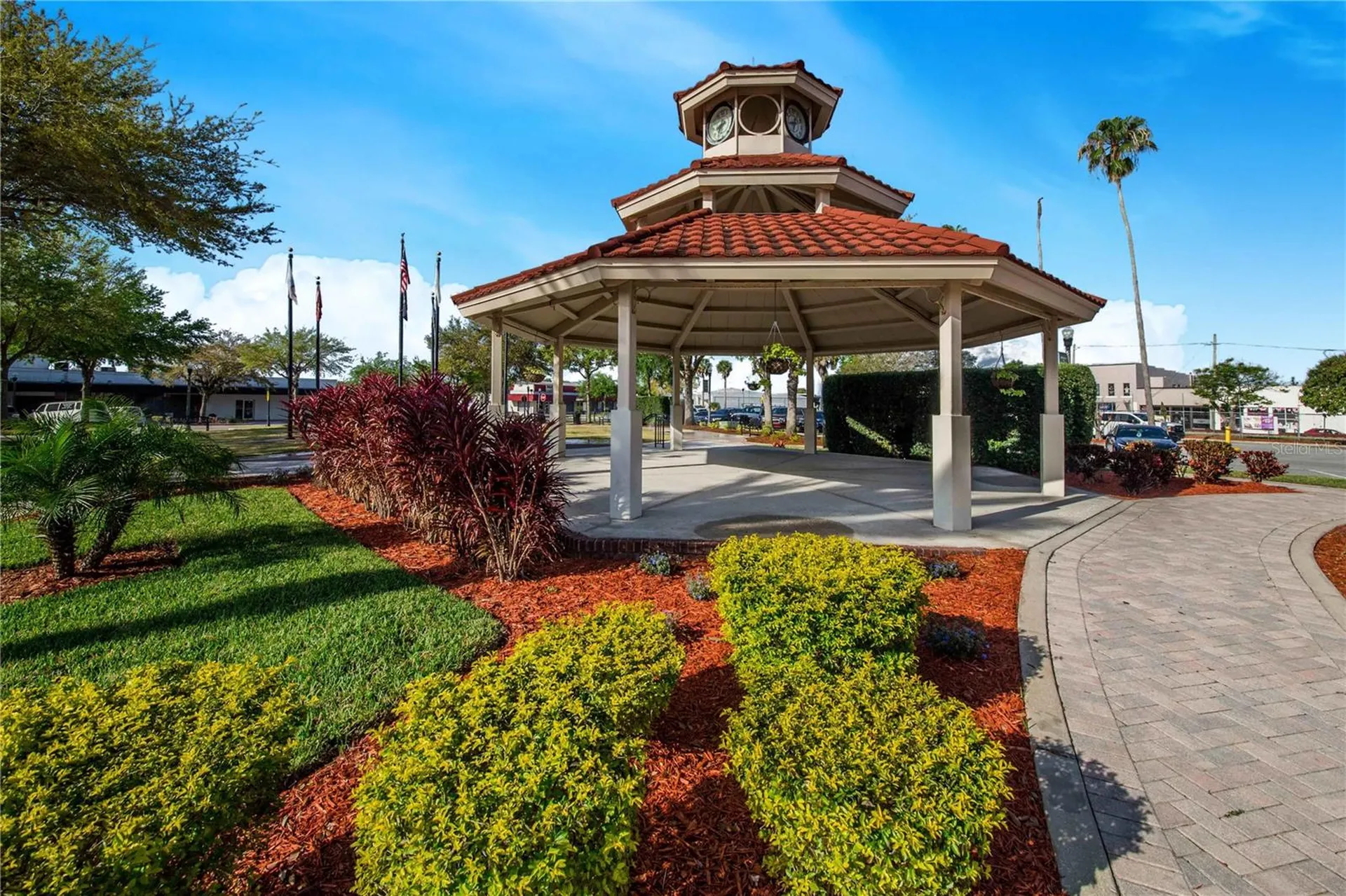 902 E Main Street Haines City FL 33844