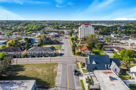 902 E Main Street Haines City FL 33844