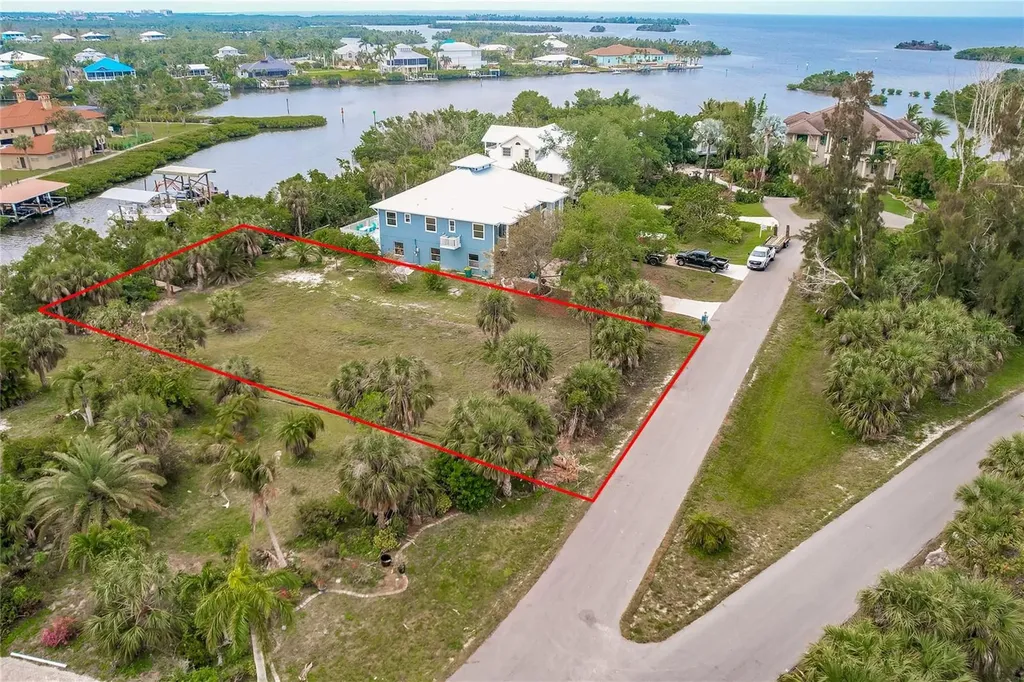 24169 Jolly Roger Boulevard Punta Gorda FL 33955