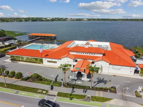 2424 Cleveland Heights Boulevard Lakeland FL 33803