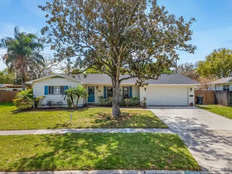 10714 Carrollwood Drive Tampa FL 33618