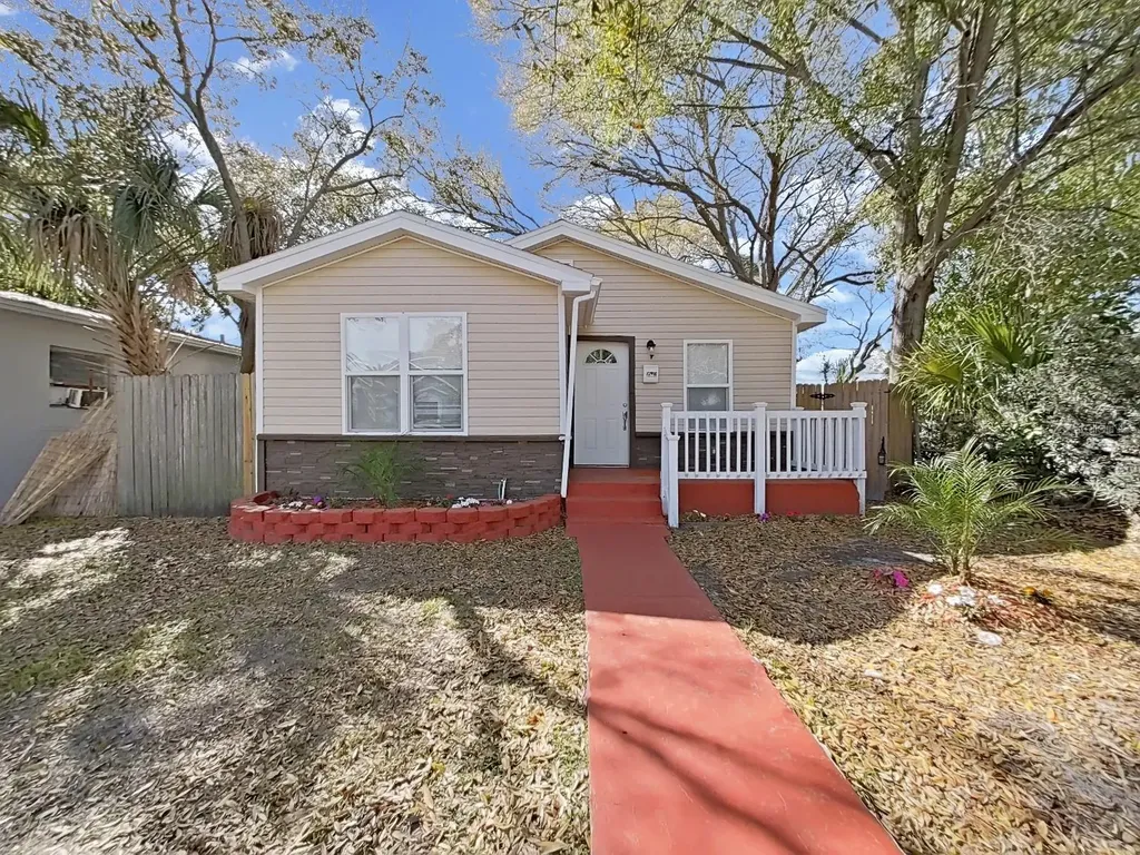2532 10th Avenue S St Petersburg FL 33712