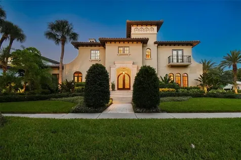 4647 W Beach Park Drive Tampa FL 33609