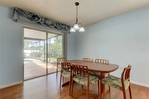 9595 119th Way Seminole FL 33772