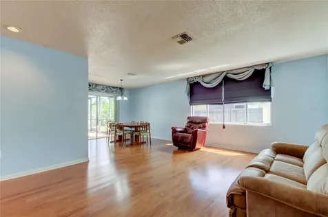 9595 119th Way Seminole FL 33772