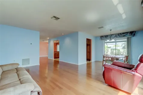 9595 119th Way Seminole FL 33772