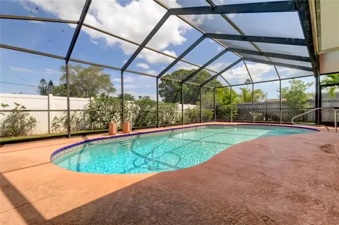 9595 119th Way Seminole FL 33772