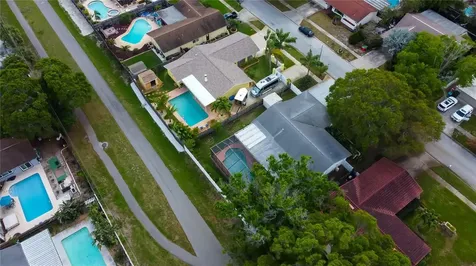 9595 119th Way Seminole FL 33772
