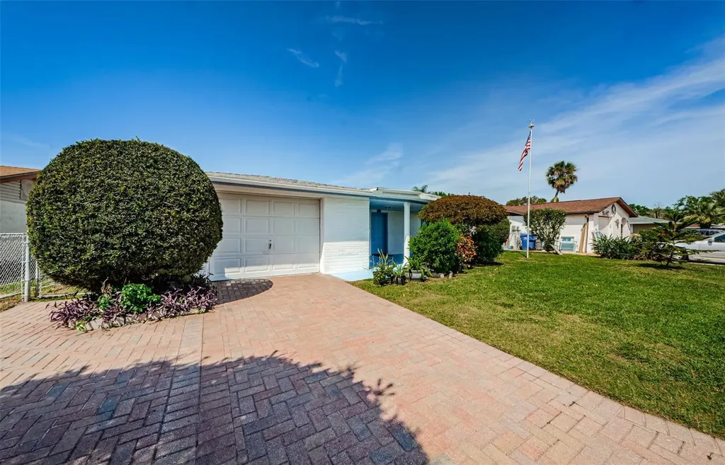 2633 Albion Street Holiday FL 34691