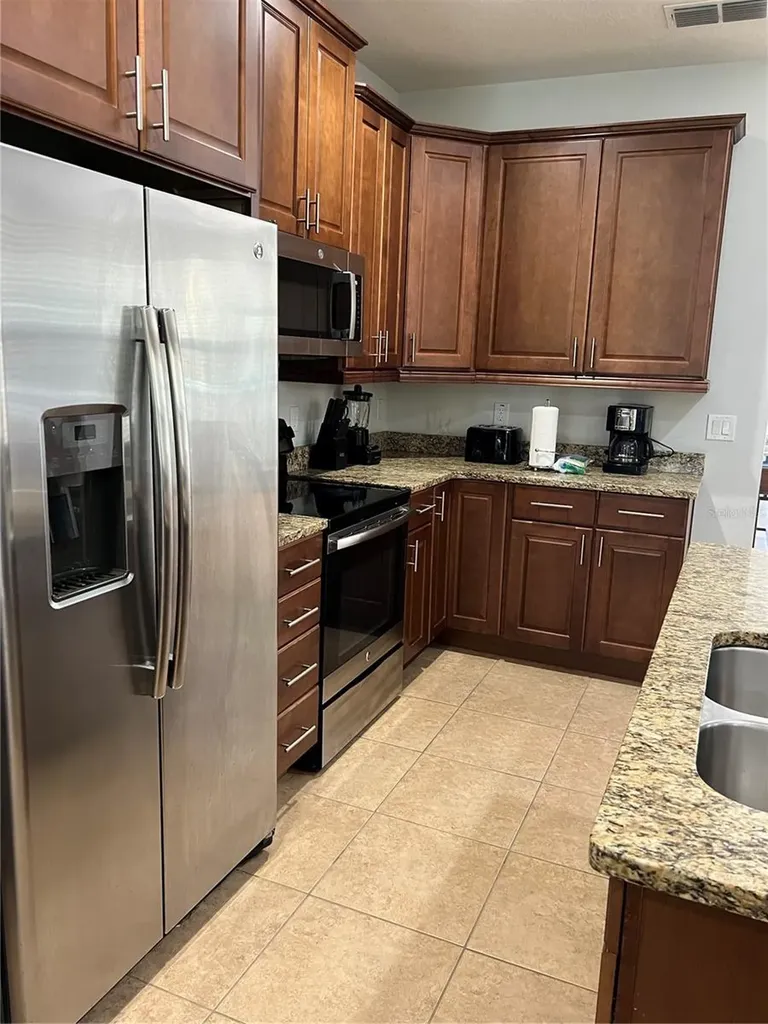 370 Lasso Drive Kissimmee FL 34747