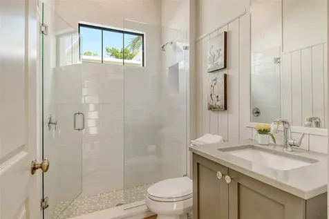 1680 Oak Street Sarasota FL 34236