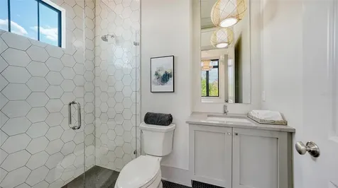 1680 Oak Street Sarasota FL 34236