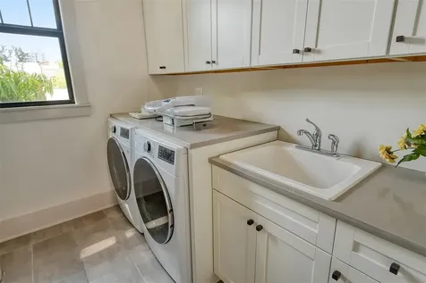 1680 Oak Street Sarasota FL 34236