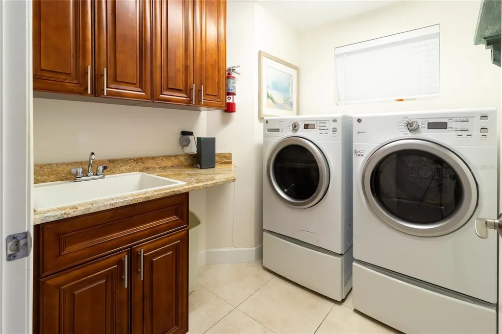 7820 34th Avenue W Bradenton FL 34209