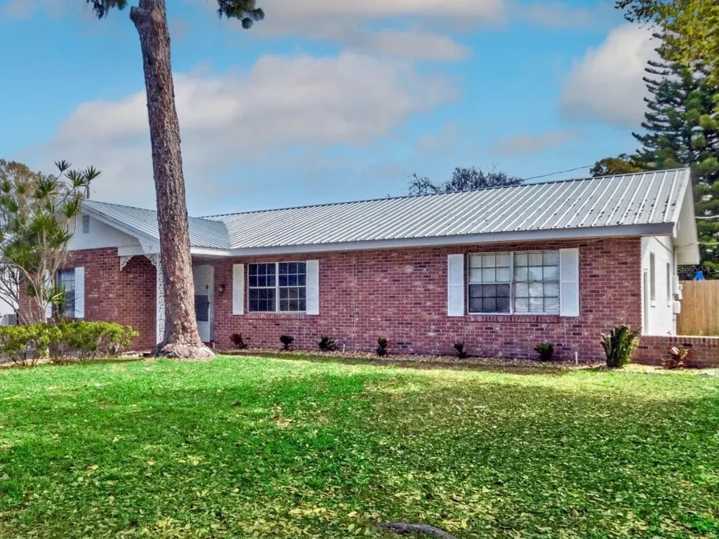 104 Driscoll Lane Winter Haven FL 33884